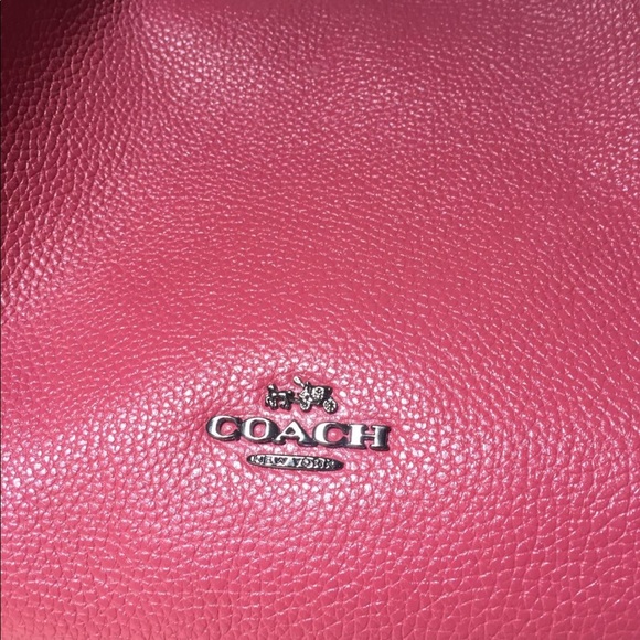 Coach. Excellent condition. - Picture 5 of 5